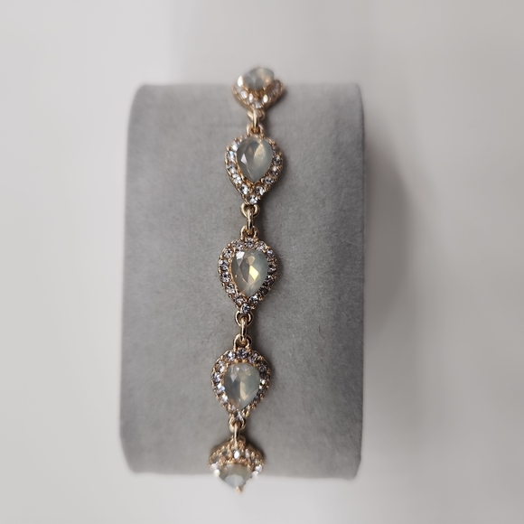 Charter Club Jewelry - ●NWT Charter Club Gold Grey Opal Slider Braclet